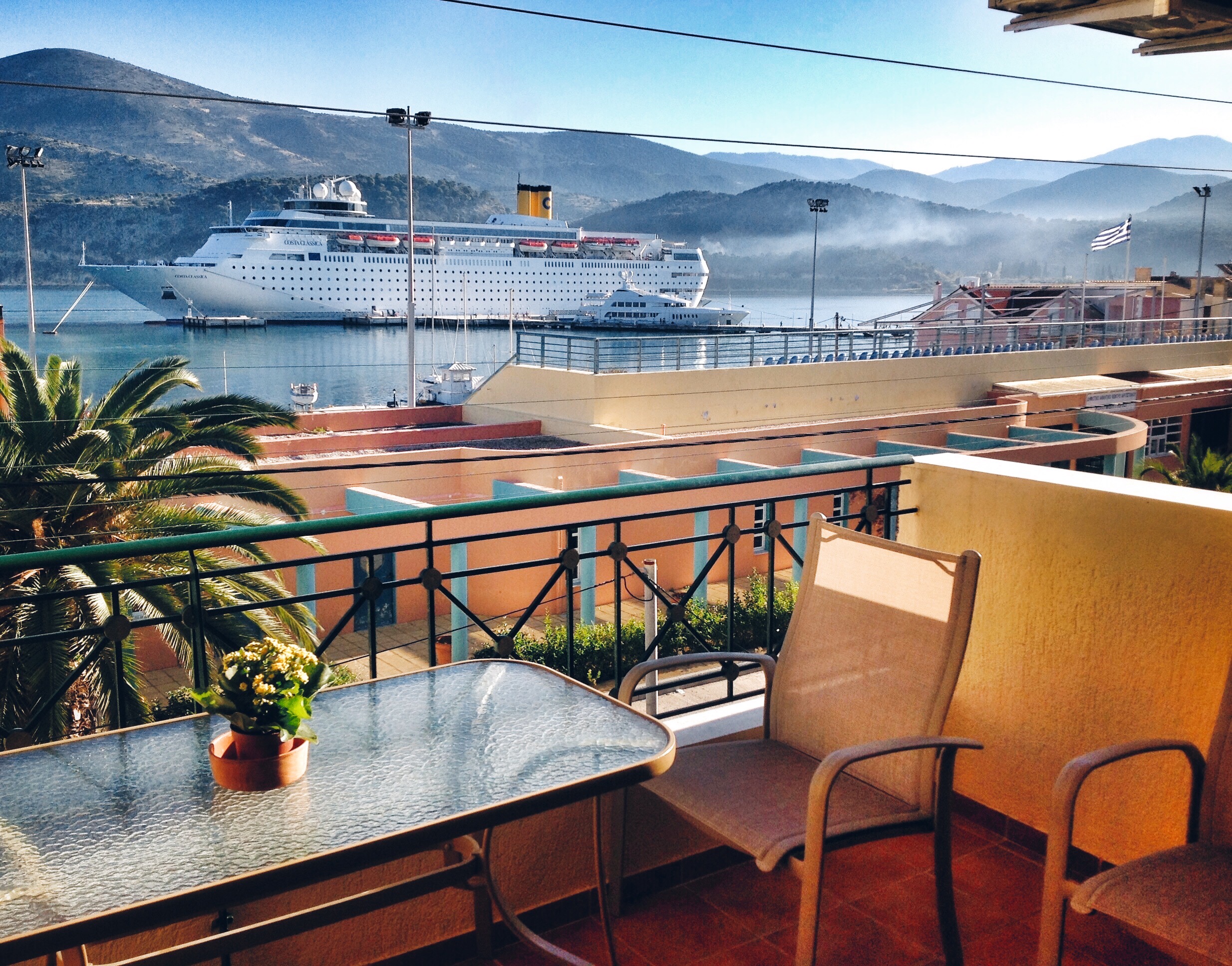 Anatoli Apartment